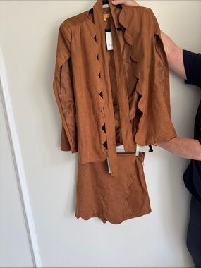 Flying Tomato Scalloped Suede Blazer & Skirt Set - Tan